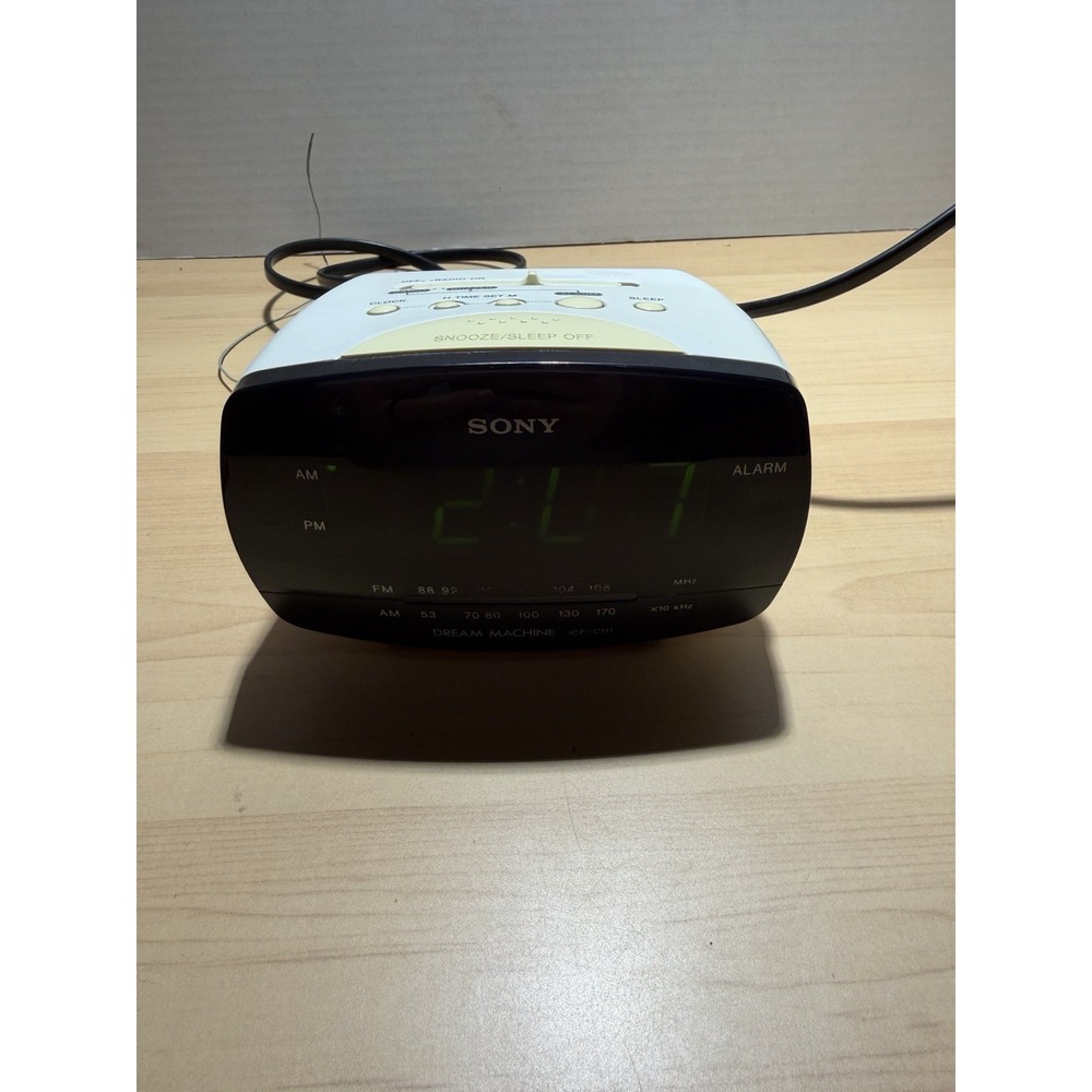 Sony Dream Machine White Clock Radio Alarm Clock ICF-C11 Vintage